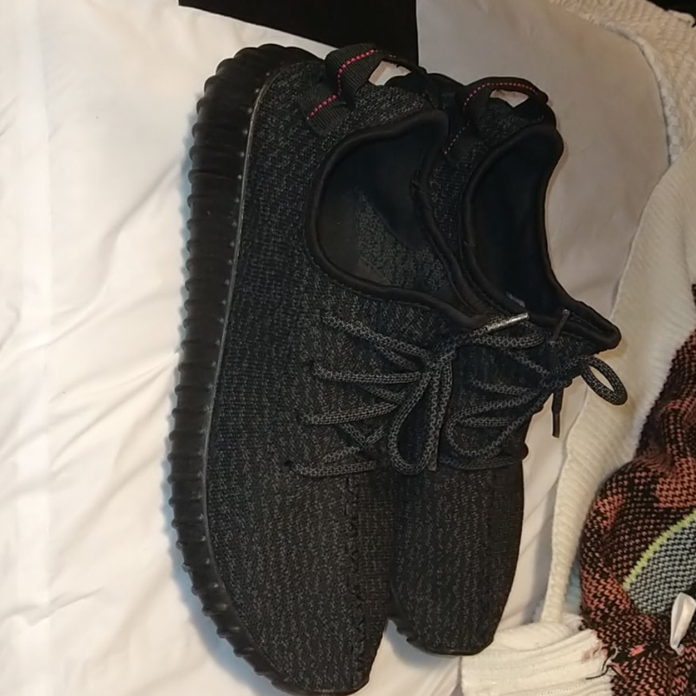 Adidas Yeezys 350 V2